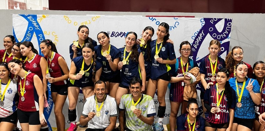 Equipes de Vôlei e Handebol de Pinheiral brilham em competições regionais 